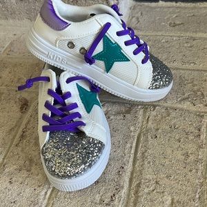 Glitter star sneakers